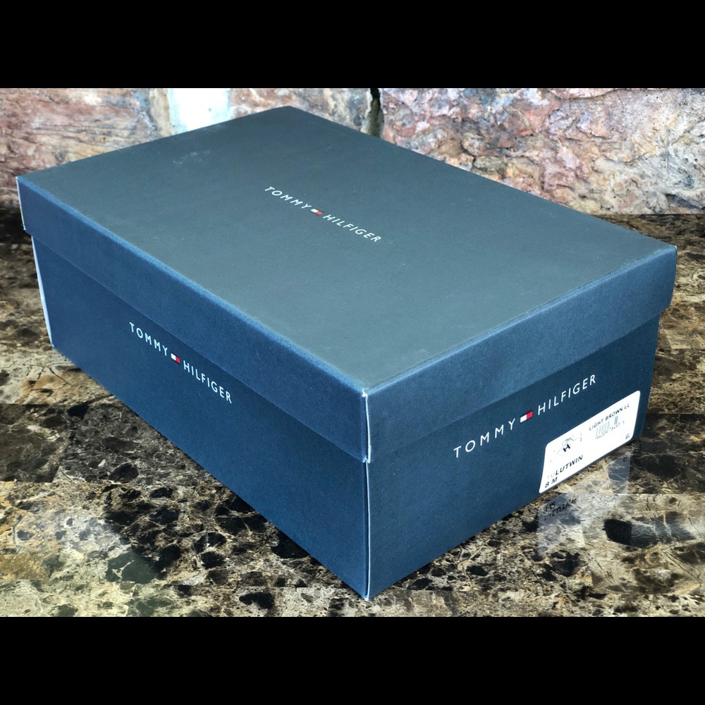 Tommy Hilfiger Men's Lutwin Sneakers - Picture 4 of 16
